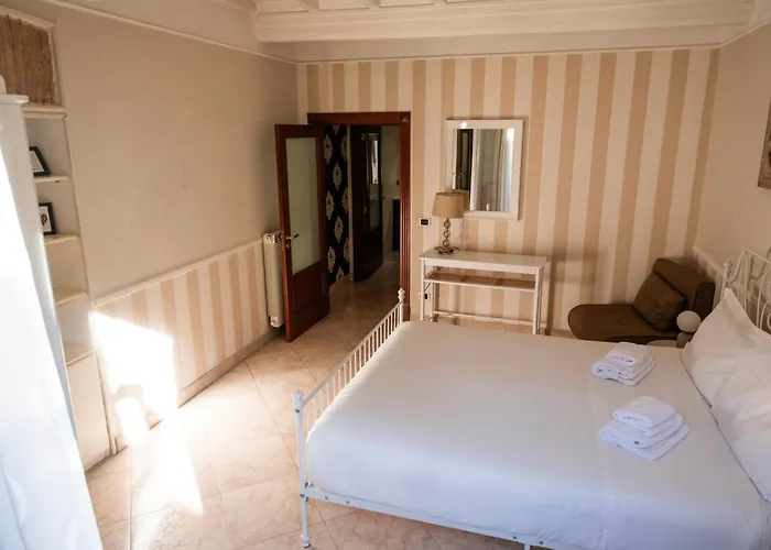 Mario's In The Spanish Steps Apartment Rome